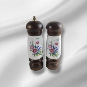 Vintage Ceramic Wood Salt & Pepper Sharker Set Floral Pink / Yellow / Blue